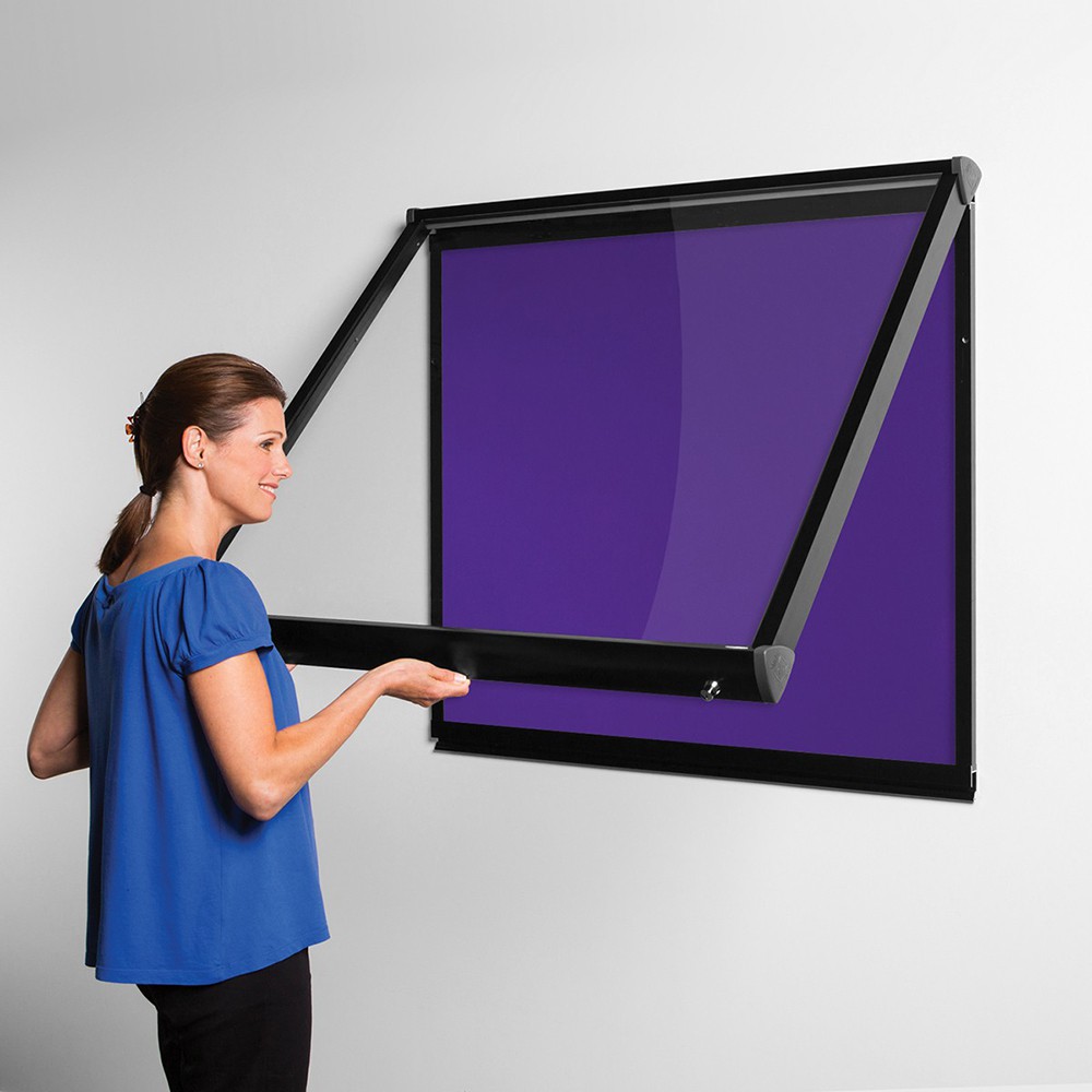 Shield Exterior Wall Mounted Showcase